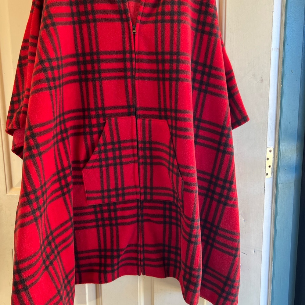 Le Moda Red Plaid Women's Poncho